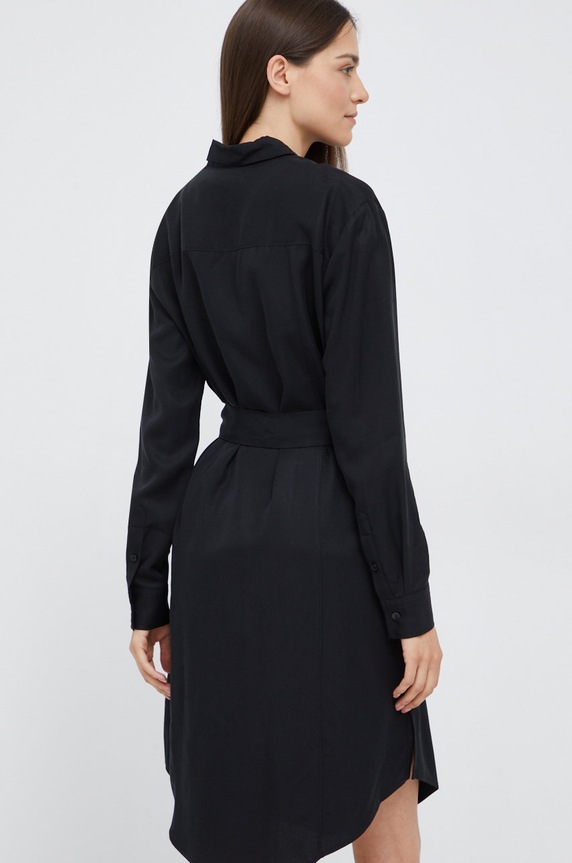 Odzież Calvin Klein sukienka K20K204409.9BYY czarny