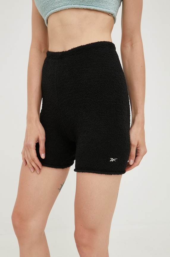 Σορτς Reebok Classic HG1174 μαύρο AW22