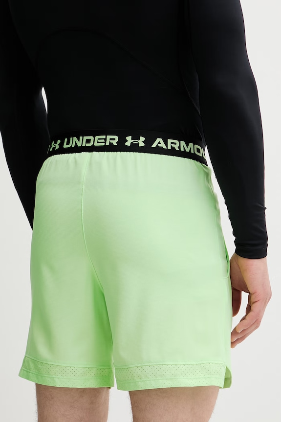 Abbigliamento Under Armour pantaloncini sportivi da uomo Vanish Woven 1373718 verde