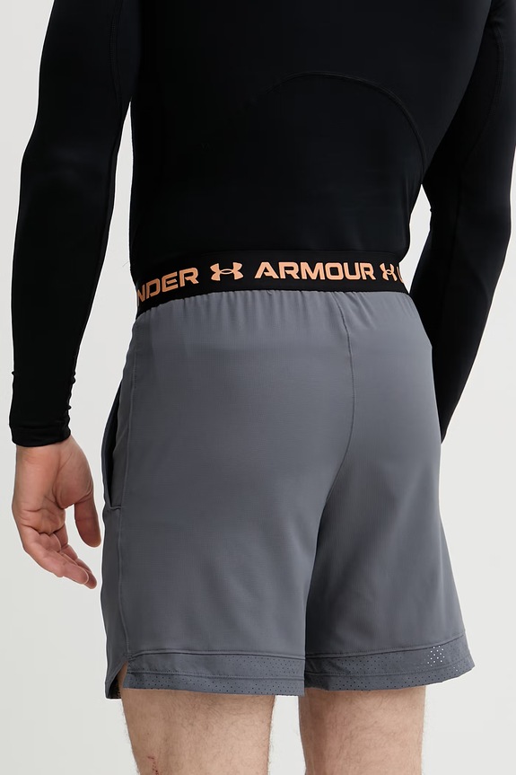 Odjeća Under Armour sportske kratke hlače za muškarce Vanish Woven 1373718 siva
