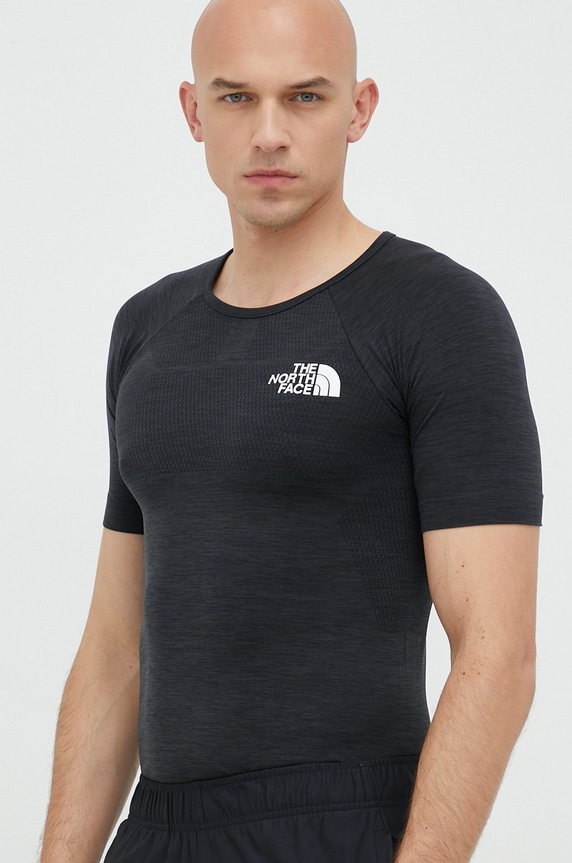 The North Face T-shirt sportowy Mountain Athletics okrągły czarny NF0A7ZA3KT01