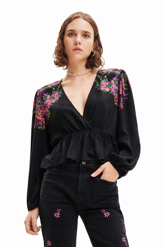 Desigual bluzka regular czarny 23WWBW31