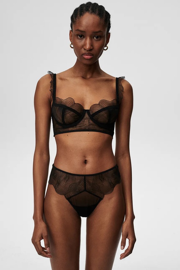 Tangice Undress Code 582 Bliss Thong Black Prijazno od planeta črna 582