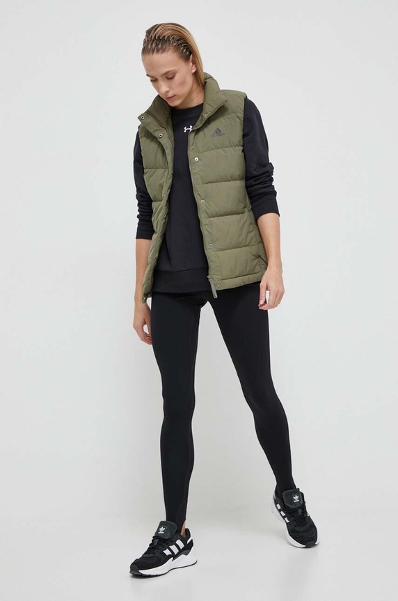 Μπλούζα Under Armour 1379508 μαύρο SS26