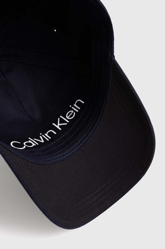 Calvin Klein czapka z daszkiem bawełniana granatowy K50K510656