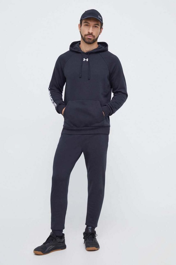 Under Armour dres dzianina czarny 1379768