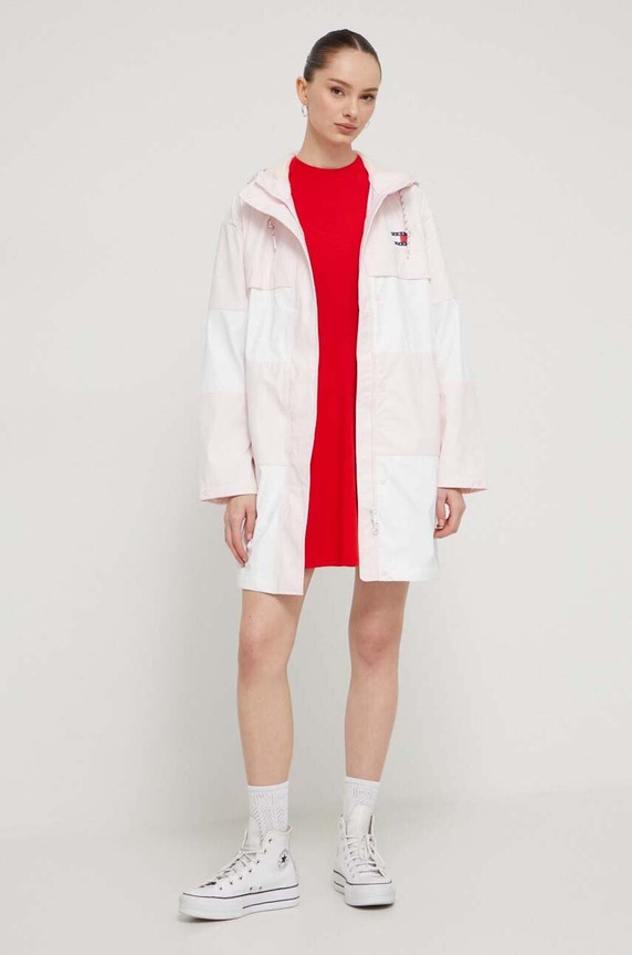 Tommy Jeans rövid kabát DW0DW15948 rózsaszín AW23