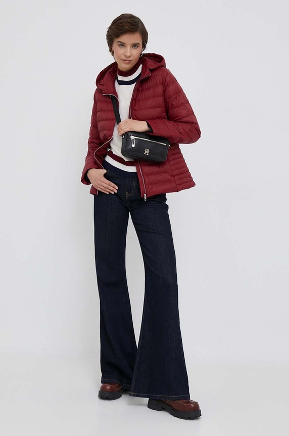 Péřová bunda Tommy Hilfiger WW0WW41140 burgundské AW23