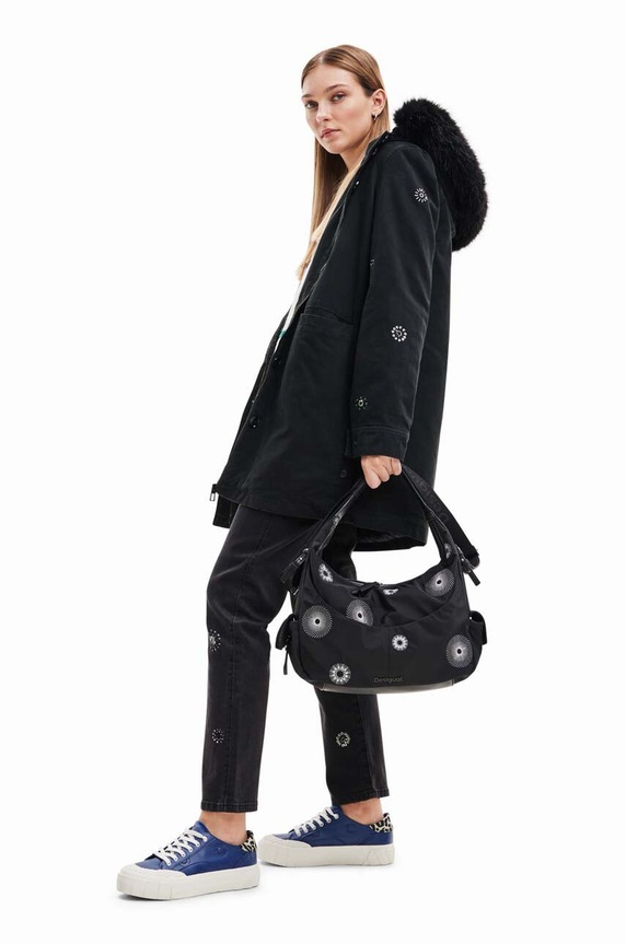 Desigual parka nero 23WWEWBD