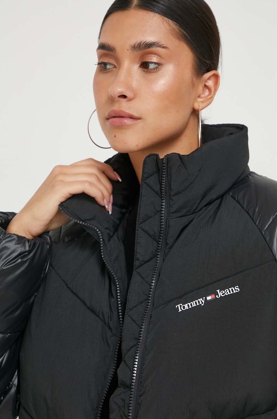 Tommy Jeans kurtka czarny DW0DW16568
