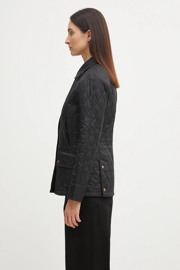 Куртка Barbour LQU0519 чёрный AA00