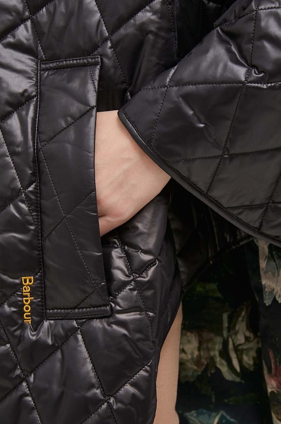 Barbour poncho Tolsford LQU1682 czarny