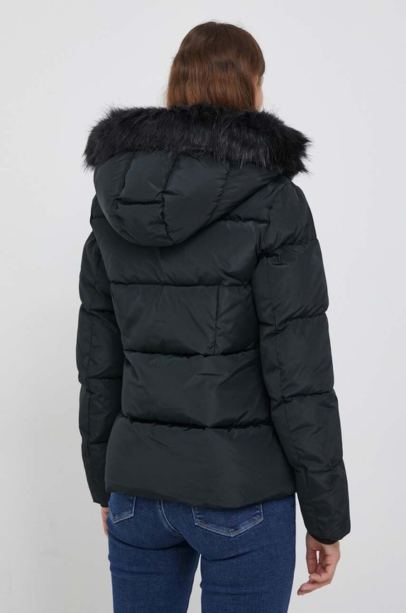 Odzież Calvin Klein Jeans kurtka J20J221889 czarny