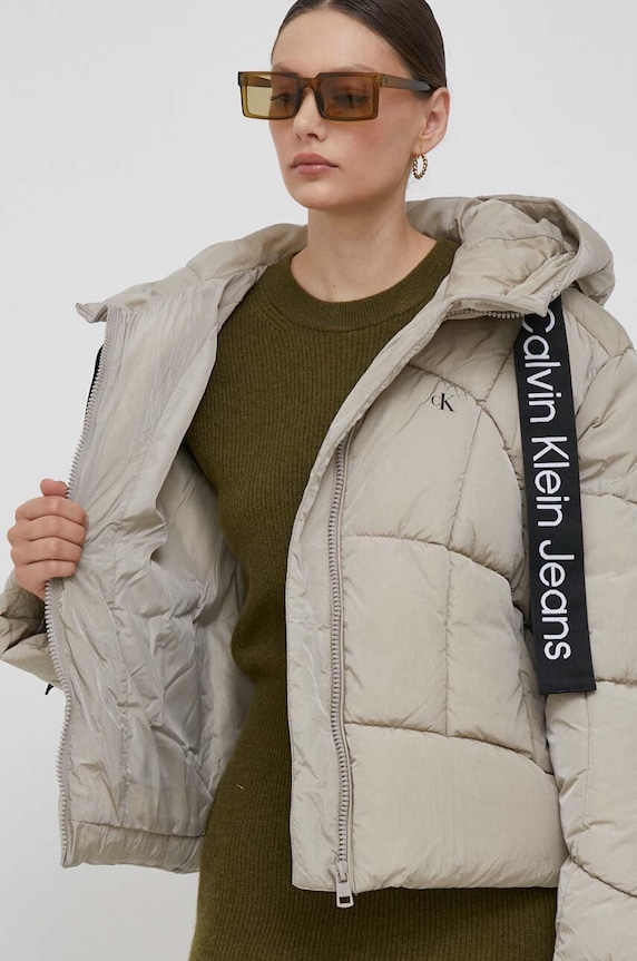 Μπουφάν Calvin Klein Jeans J20J221901