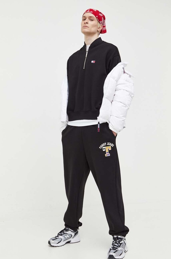 Oblačila Puhovka Tommy Jeans DM0DM16576 bela