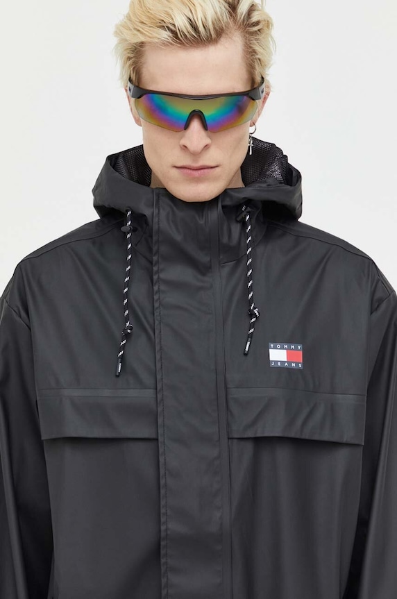Tommy Jeans rövid kabát fekete DM0DM16582