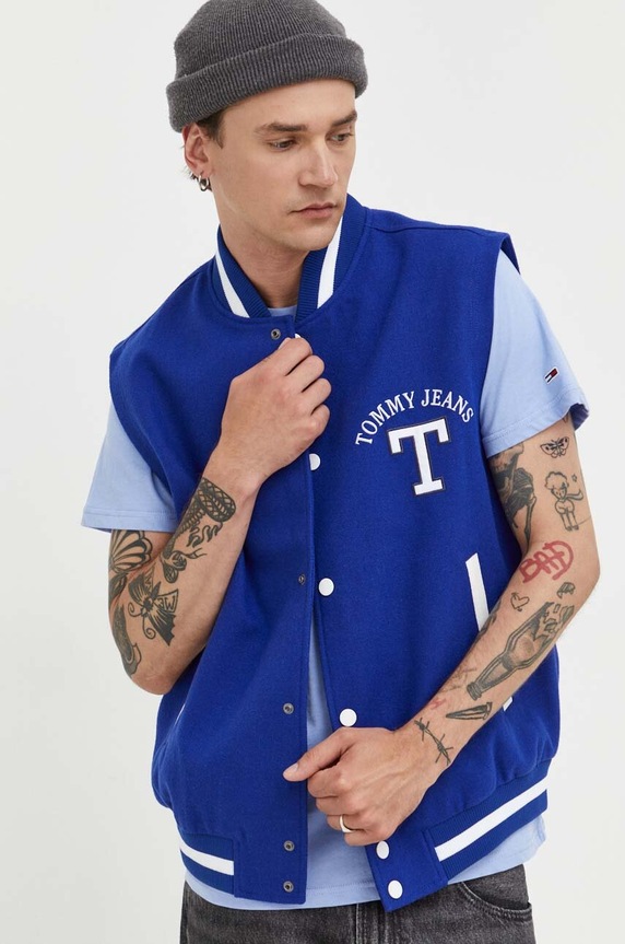 Tommy Jeans bezrękawnik z domieszką wełny niebieski DM0DM16631