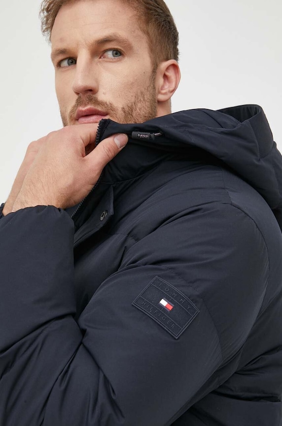Pernata jakna Tommy Hilfiger mornarsko plava MW0MW33960