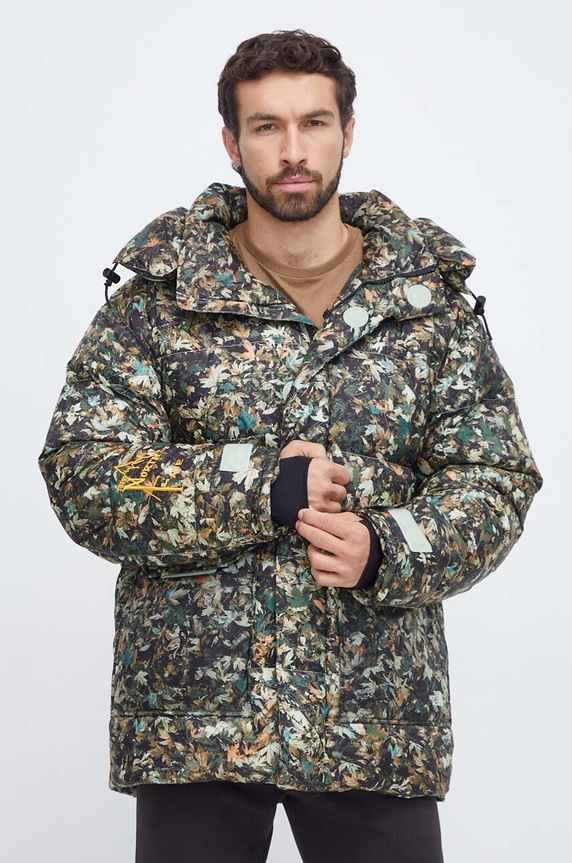The North Face geaca de puf verde NF0A831ROPH1