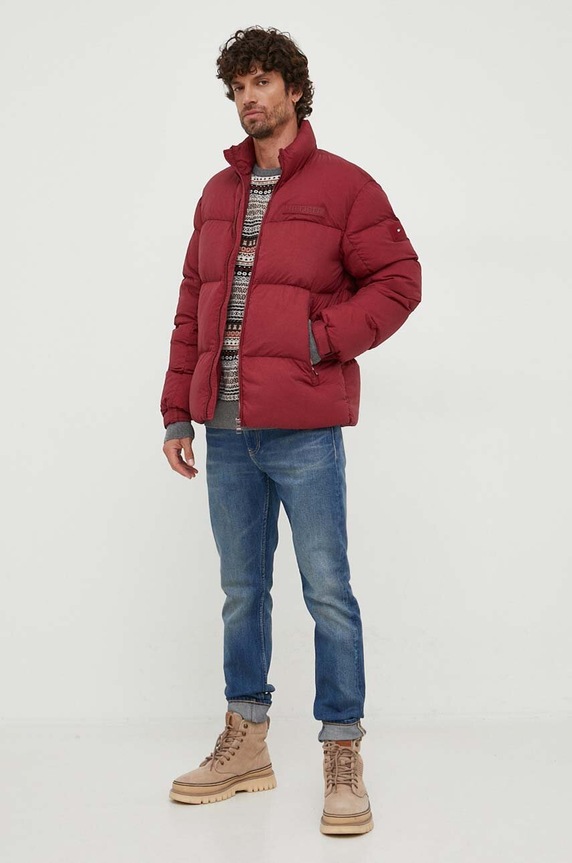 Péřová bunda Tommy Hilfiger MW0MW32785 burgundské AW23