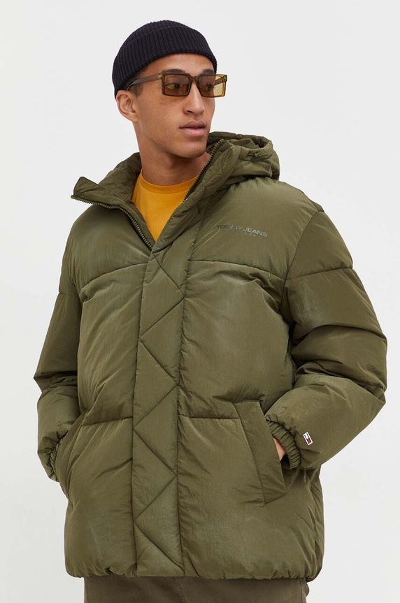 Tommy Jeans geaca cu captuseala verde DM0DM17476