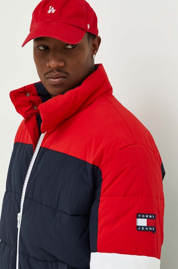 Bunda Tommy Jeans tmavomodrá DM0DM17477