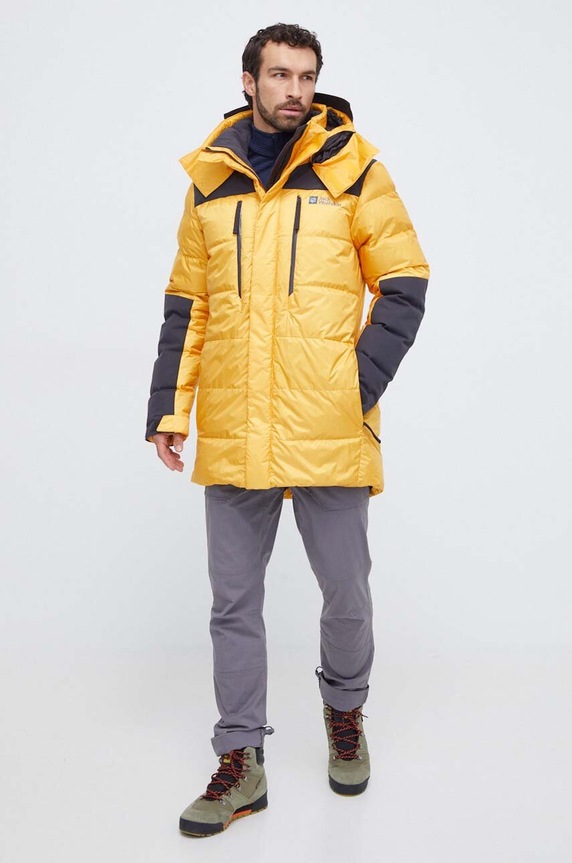 Pernata jakna Jack Wolfskin 1995 Series Cook 1206751 zlatna AW23