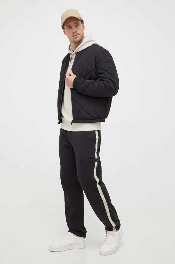 Яке бомбър Calvin Klein K10K111880 черен AW23