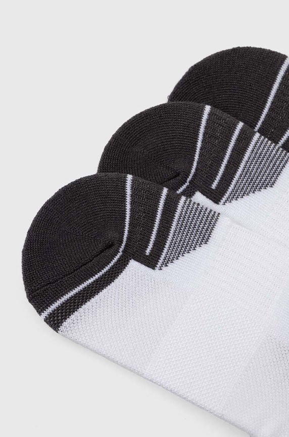 Κάλτσες Under Armour 3-pack 1379510 λευκό SS24