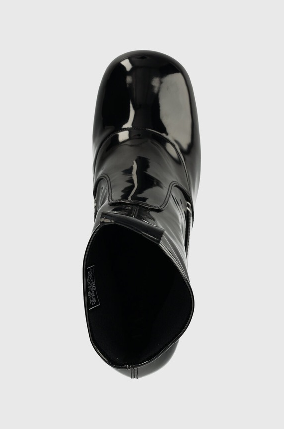Armani Exchange botki czarny XDM013.XV753.00002