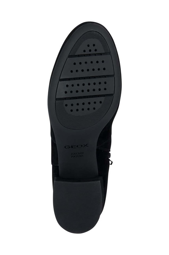 Semišové topánky Geox D ELEANA D D36TWD.00021.C9999