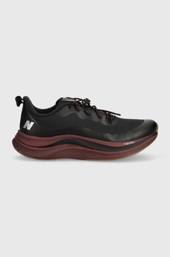 Bežecké topánky New Balance Fuel Cell Propel v4 Permafrost WFCPWBK ultra ľahké čierna WFCPWBK