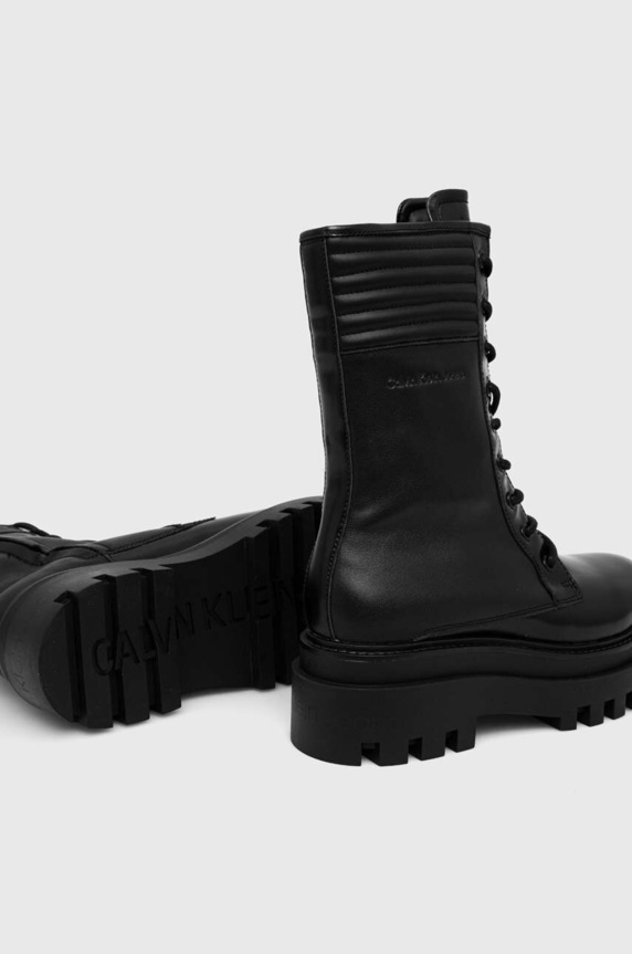 Обувки Кубинки Calvin Klein Jeans FLATFORM KNEE BOOT LACEUP LTH WN YW0YW01137 черен