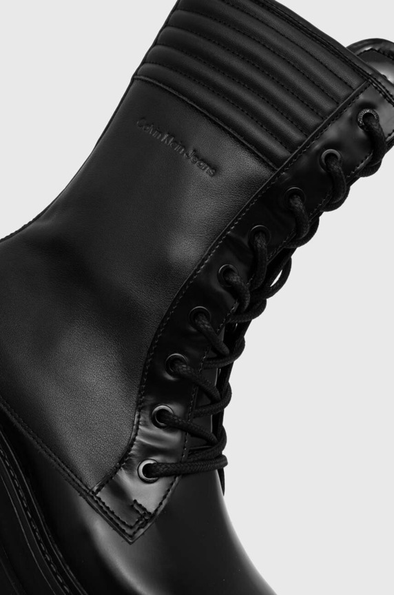 Кубинки Calvin Klein Jeans FLATFORM KNEE BOOT LACEUP LTH WN черен YW0YW01137