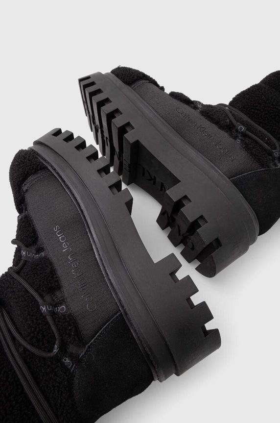 Calvin Klein Jeans śniegowce FLATFORM SNOW BOOT SHERPA WN YW0YW01195 czarny
