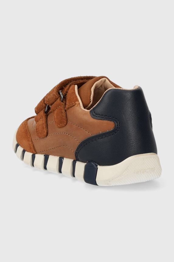 Fiú Geox gyerek sportcipő B3655A.0CL22 barna