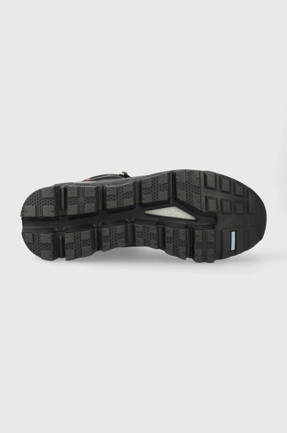 On shoes Cloudtrax 5398589 black