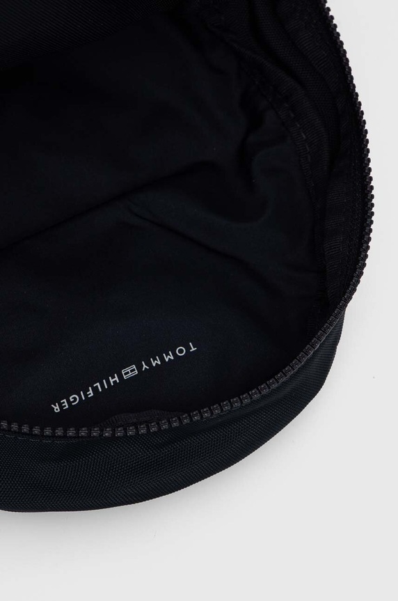 Tommy Hilfiger plecak dziecięcy granatowy AU0AU01770.9BYX