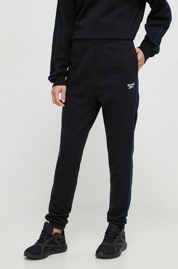 Tepláky Reebok nášivka čierna 100037131