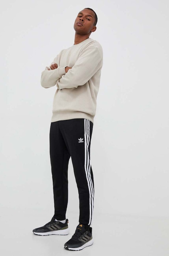 adidas Originals melegítőnadrág Adicolor Classics 3-Stripes Pants aplikációval fekete IL2488