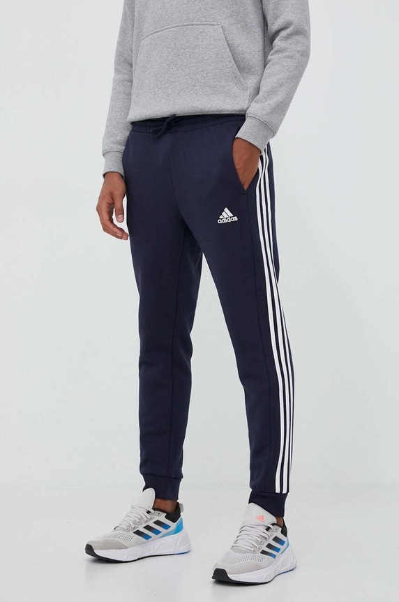 adidas melegítőnadrág aplikációval sötétkék IJ6493