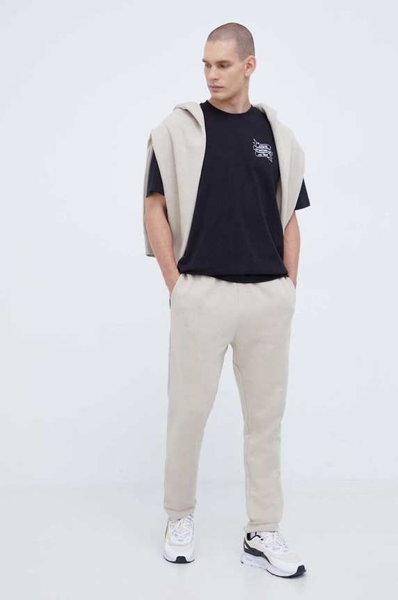 Спортен панталон adidas IJ6879 бежов AW23