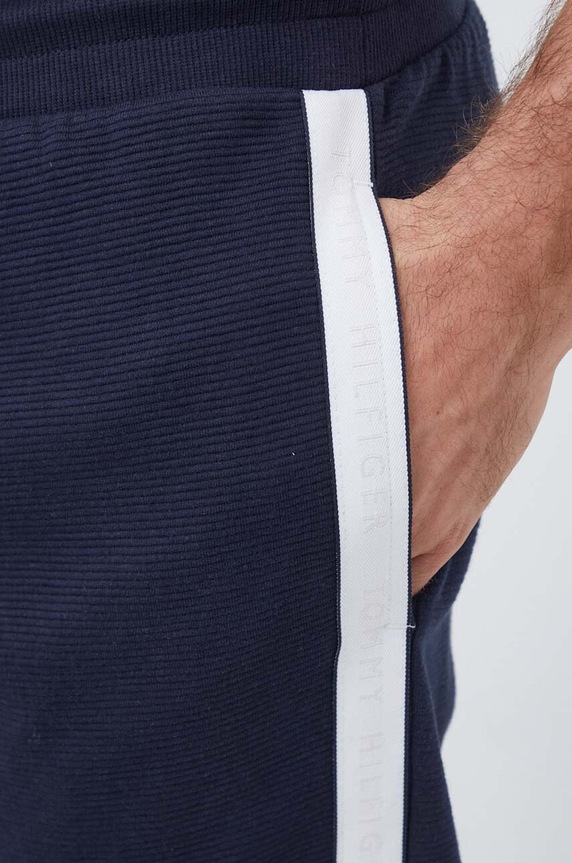 Pamučni donji dio trenirke Tommy Hilfiger mornarsko plava UM0UM03013