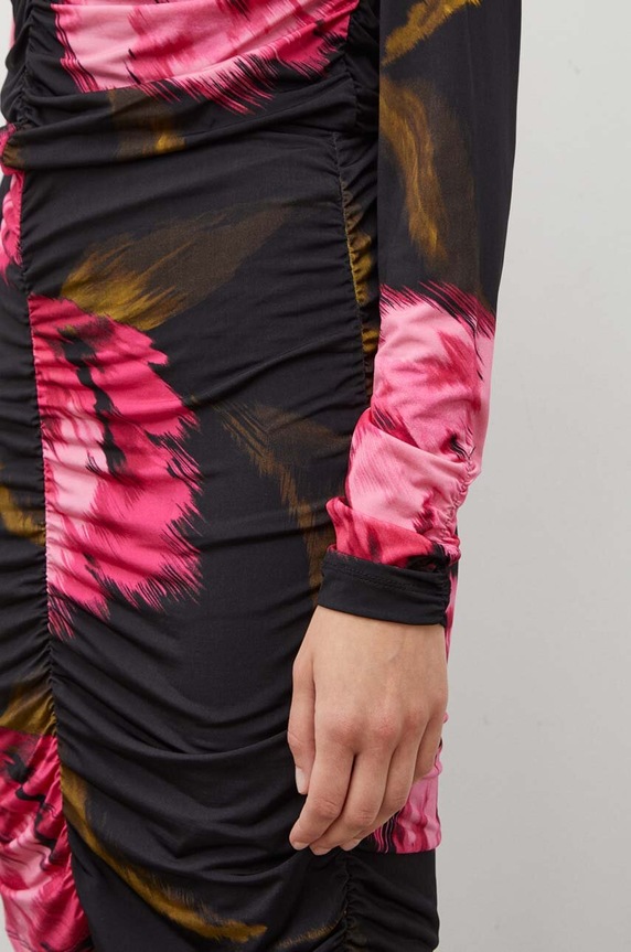 Gestuz rochie 10908299 roz