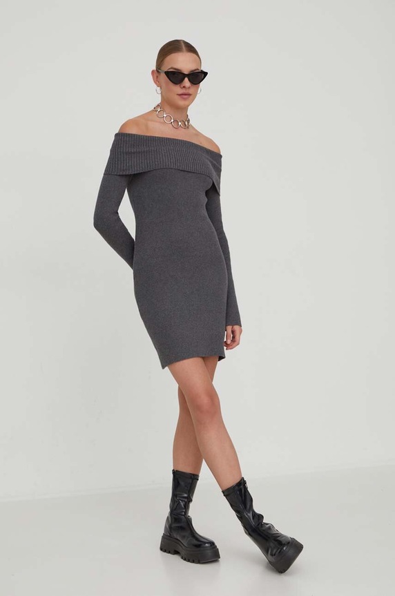 Šaty Hollister Co. KI359.3235.122 šedá AW23