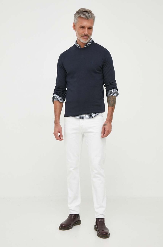 Barbour sweter bawełniany Essentials MKN0932 granatowy AA00