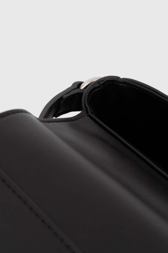 Τσάντα Calvin Klein Jeans μαύρο K60K610829