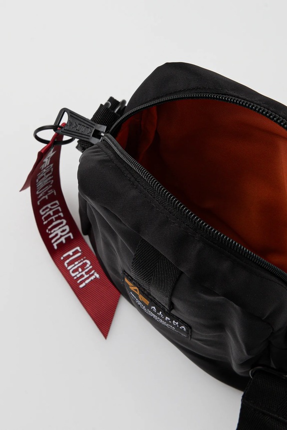 Torba Alpha Industries 196924.03 crna