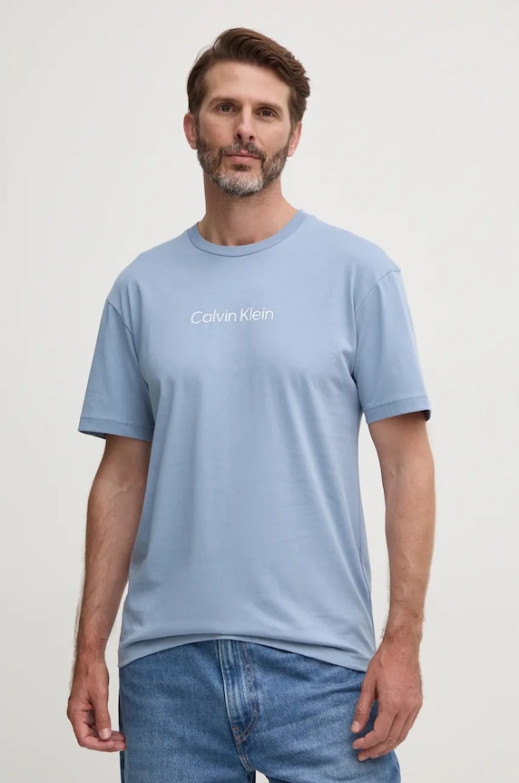 Βαμβακερό μπλουζάκι Calvin Klein εμπριμέ μπλε K10K111346