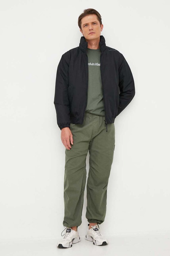 Памучна тениска Calvin Klein K10K111346 зелен AA00